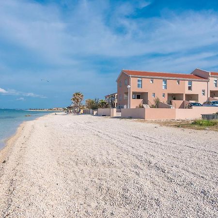 Luxury Apartments - La Vir 1 & 2 Dış mekan fotoğraf