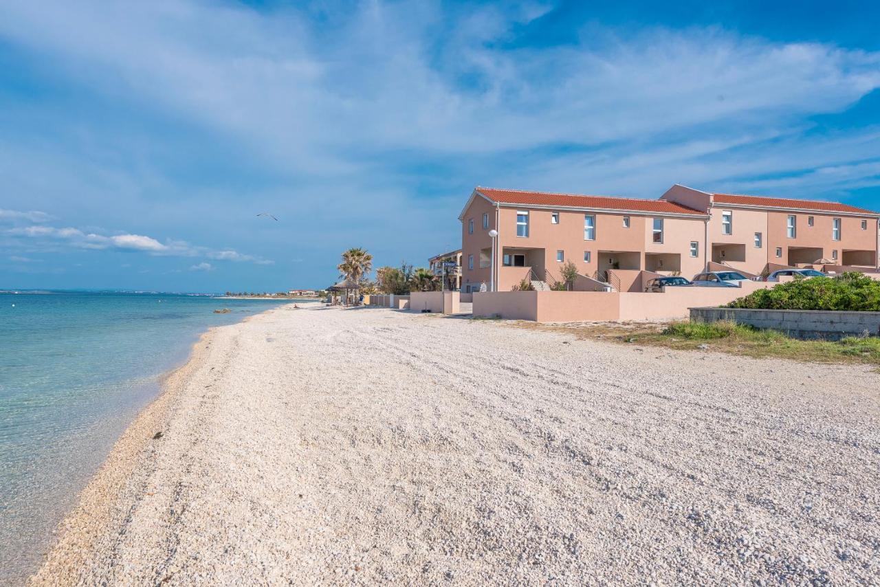 Luxury Apartments - La Vir 1 & 2 Dış mekan fotoğraf