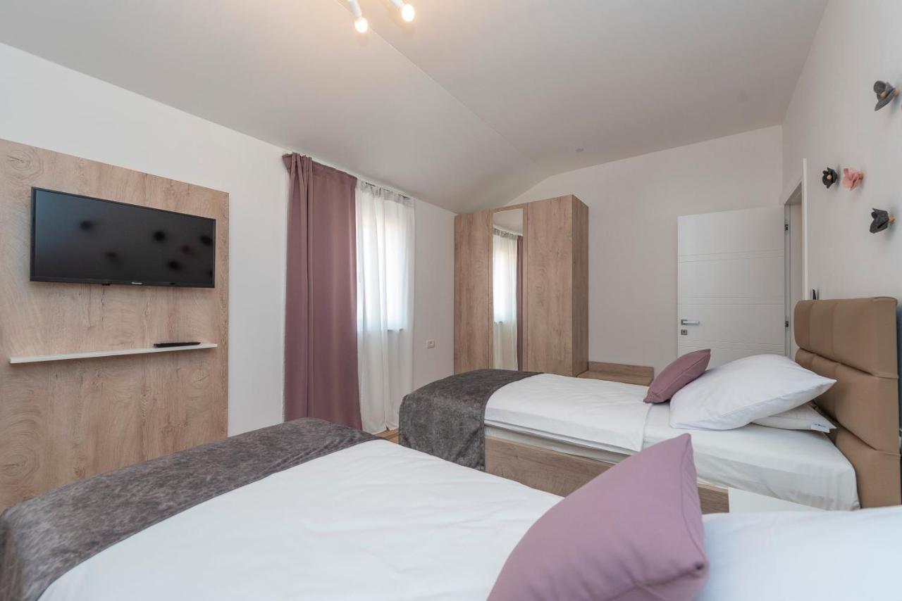 Luxury Apartments - La Vir 1 & 2 Dış mekan fotoğraf