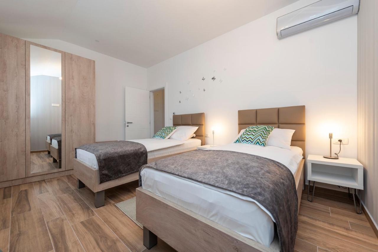 Luxury Apartments - La Vir 1 & 2 Dış mekan fotoğraf